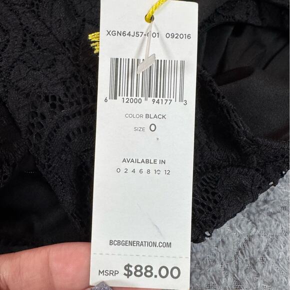 BCBGeneration Women’s Dress Short V Neck Lace Black 0 - Picture 4 of 11